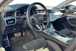 Valkoinen Audi A6 2021 kuva 3.