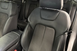 Valkoinen Audi A6 2021 kuva 30.