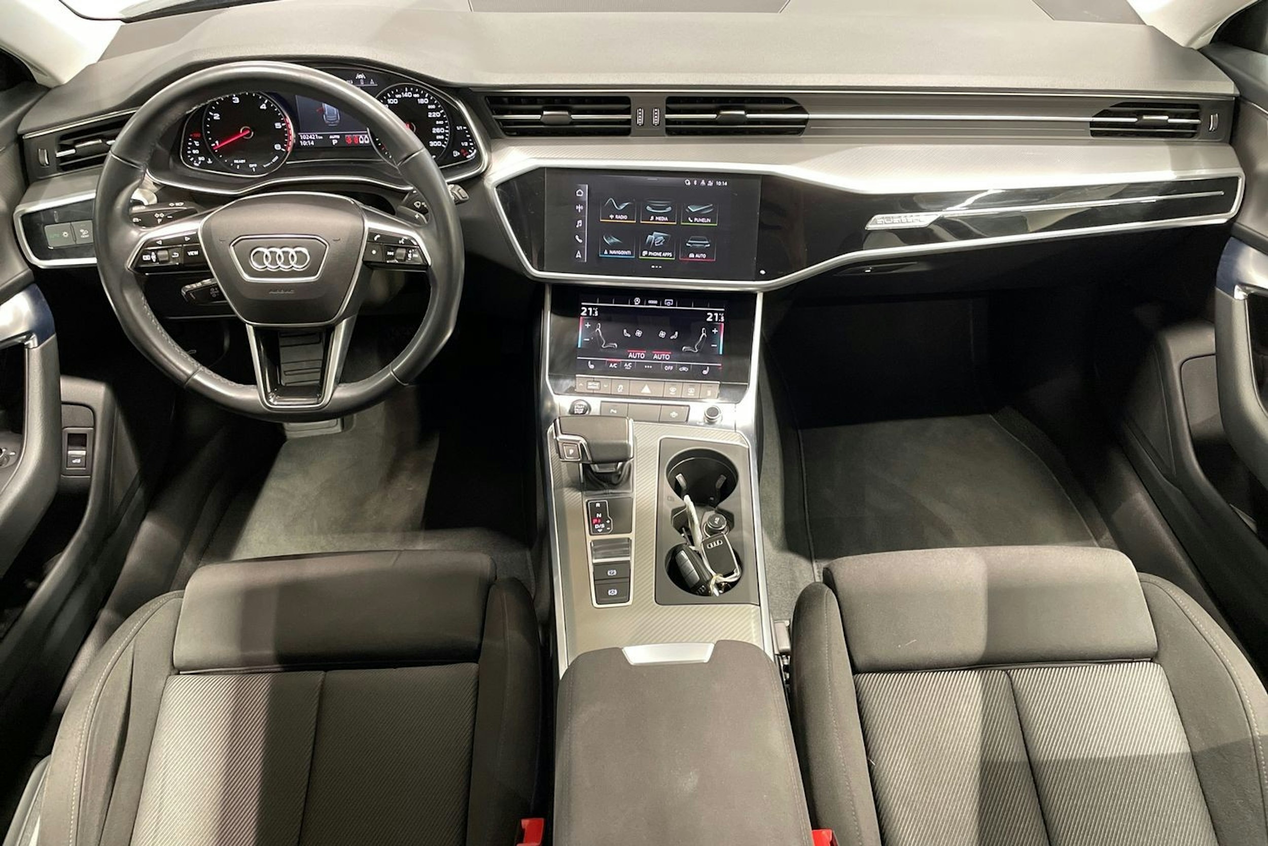 musta Audi A6 2021 kuva 9.