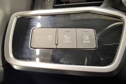 musta Audi A6 2021 kuva 27.
