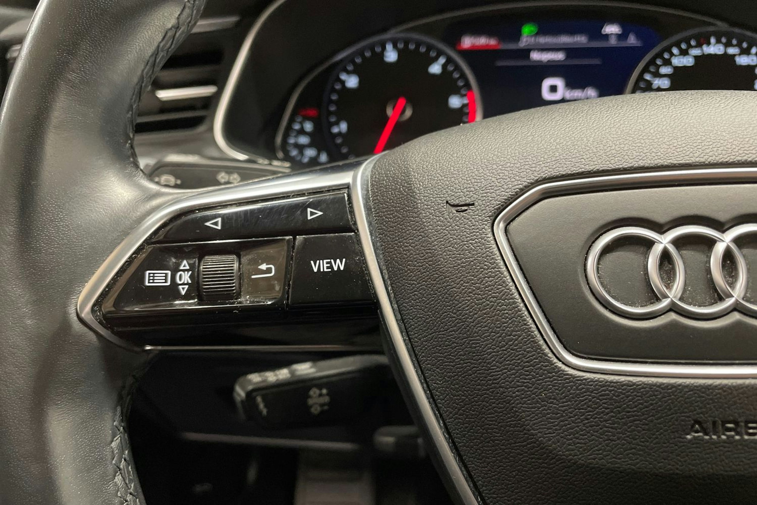 musta Audi A6 2021 kuva 30.