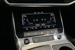musta Audi A6 2021 kuva 18.