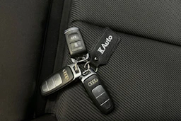 musta Audi A6 2021 kuva 20.
