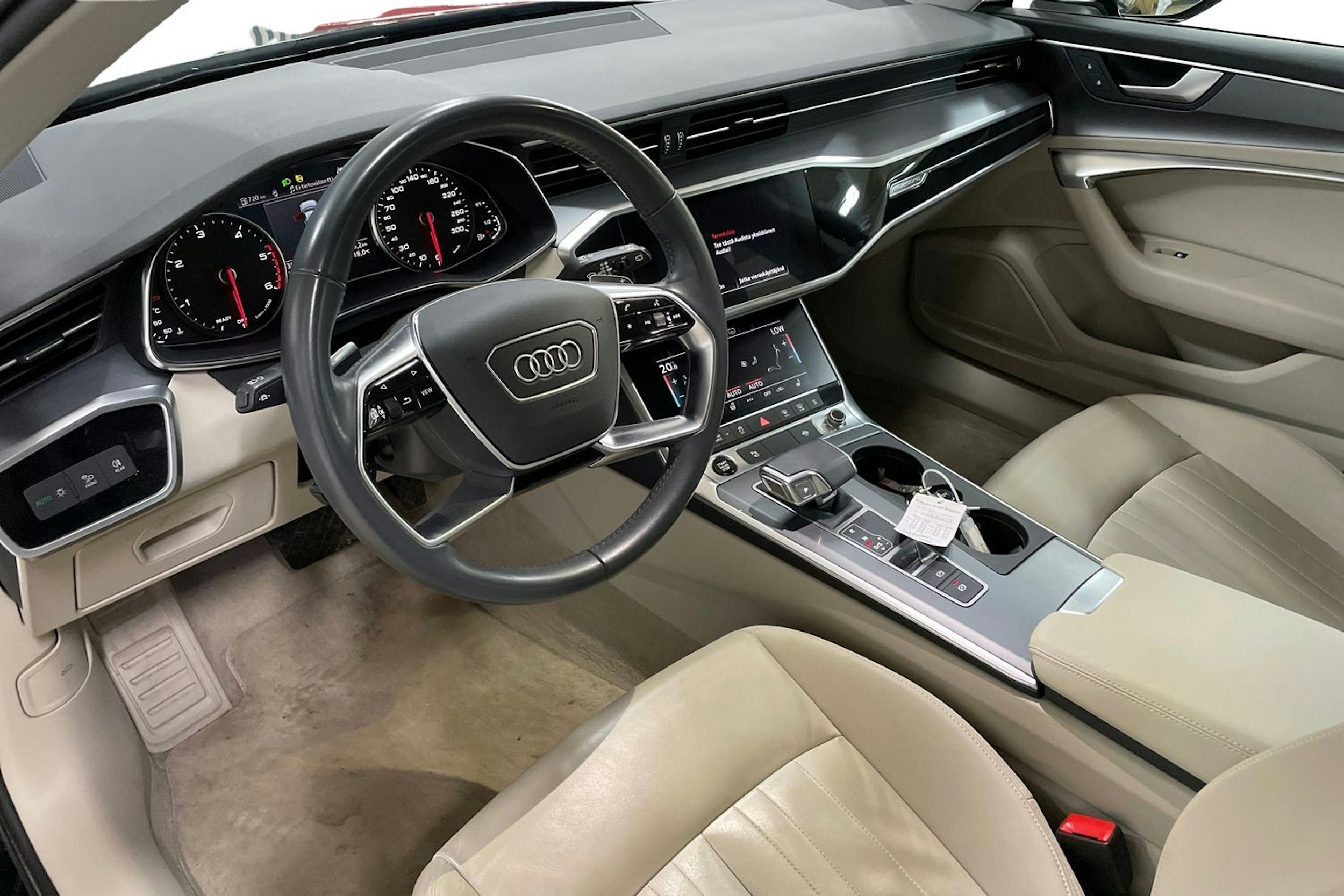 musta Audi A6 2021 kuva 7.