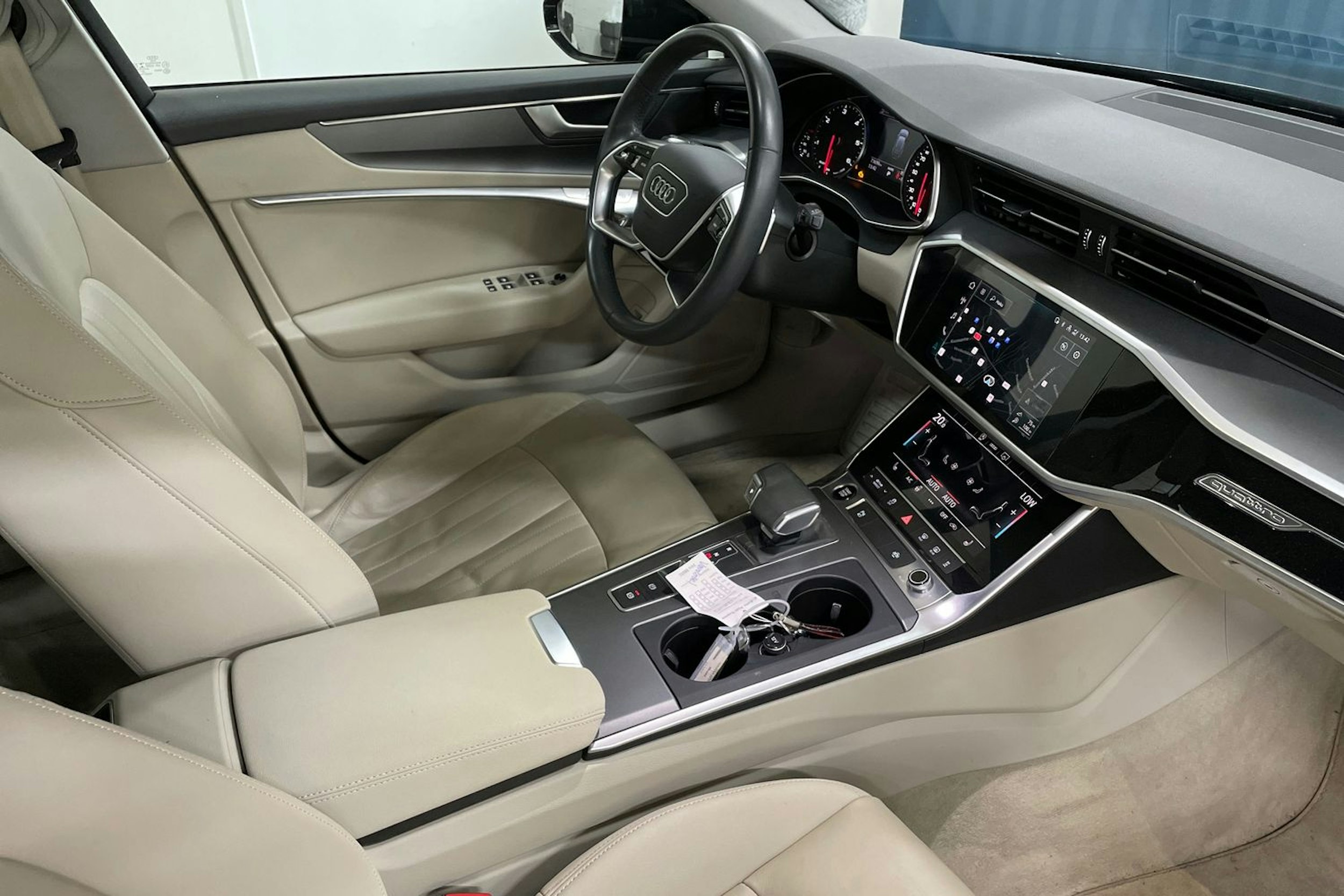 musta Audi A6 2021 kuva 15.