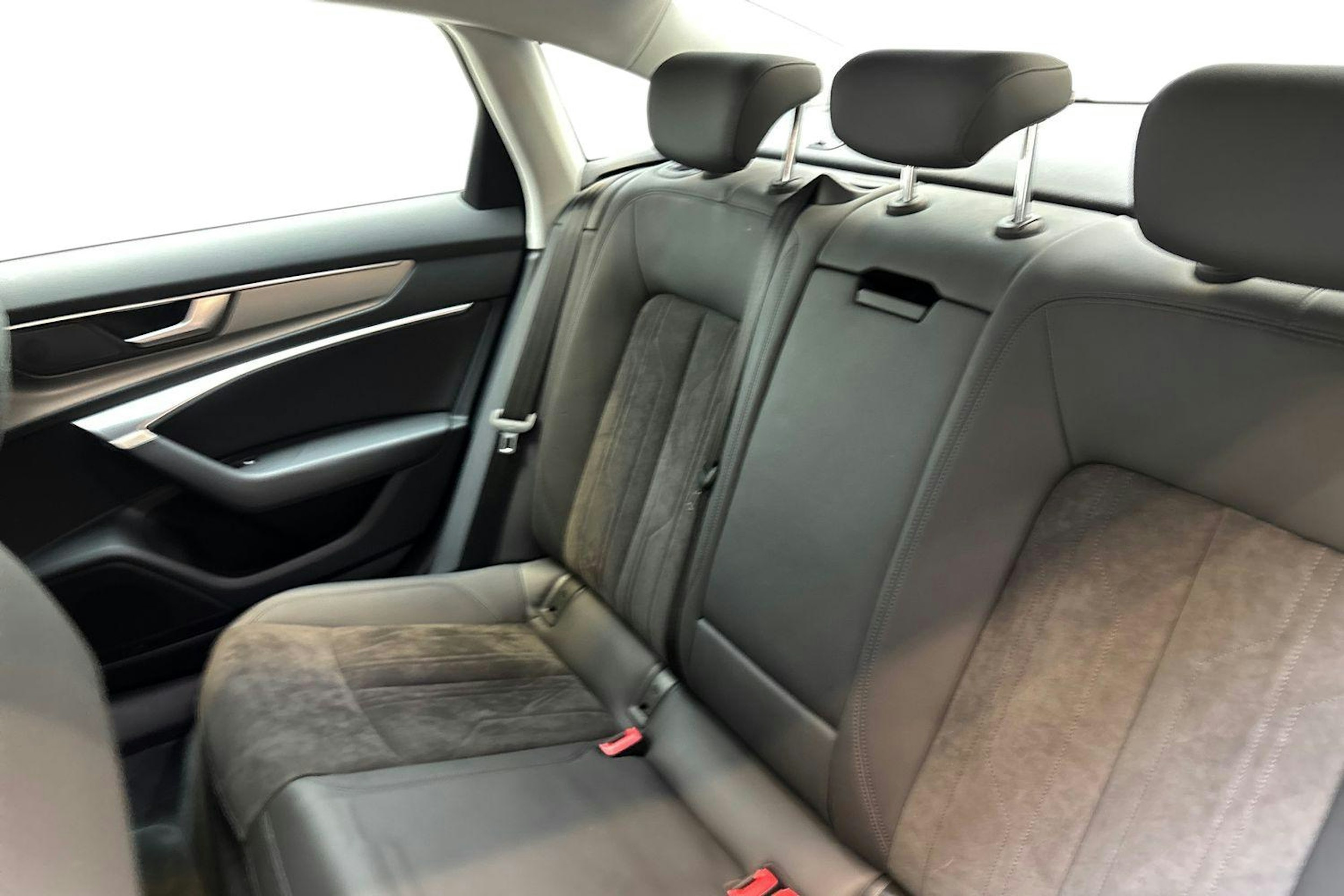 ruskea (beige) Audi A6 2021 kuva 10.