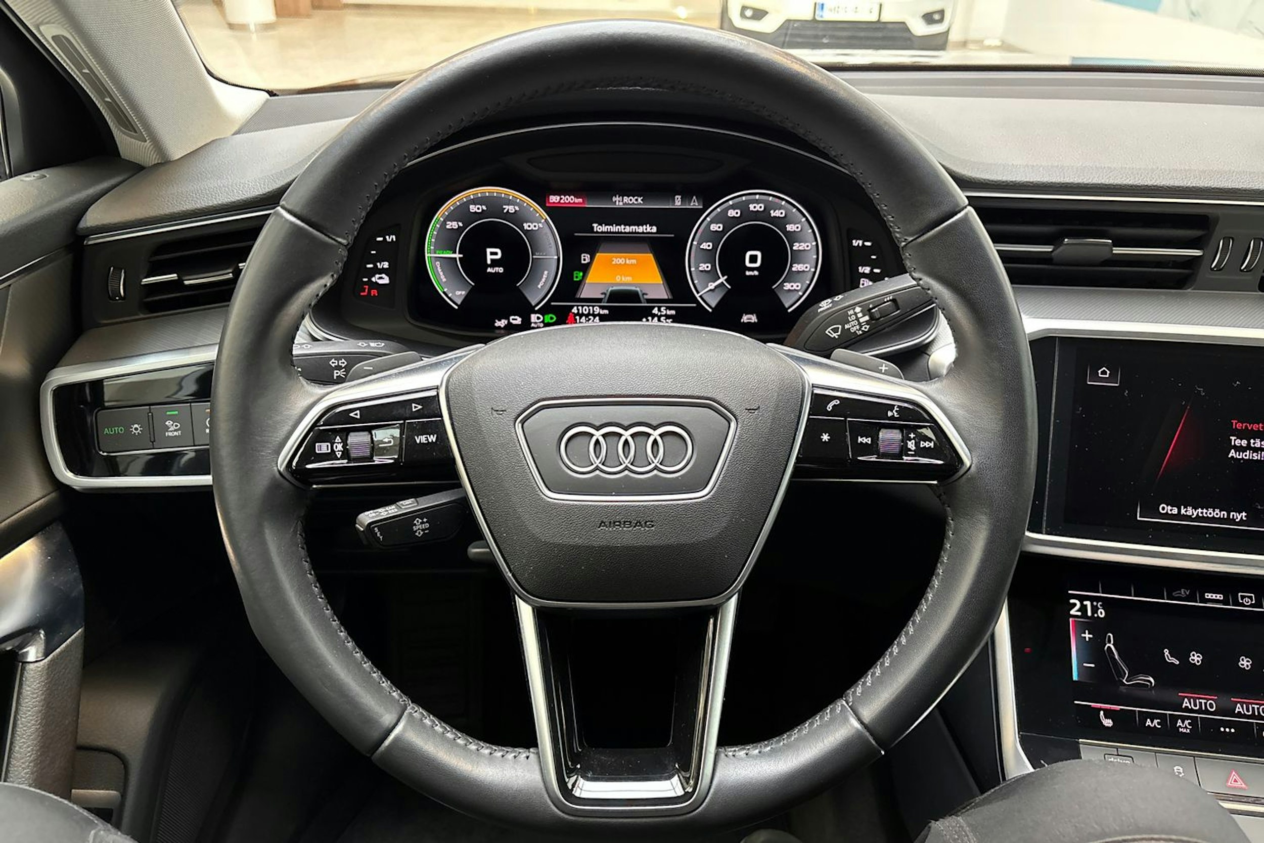 ruskea (beige) Audi A6 2021 kuva 19.