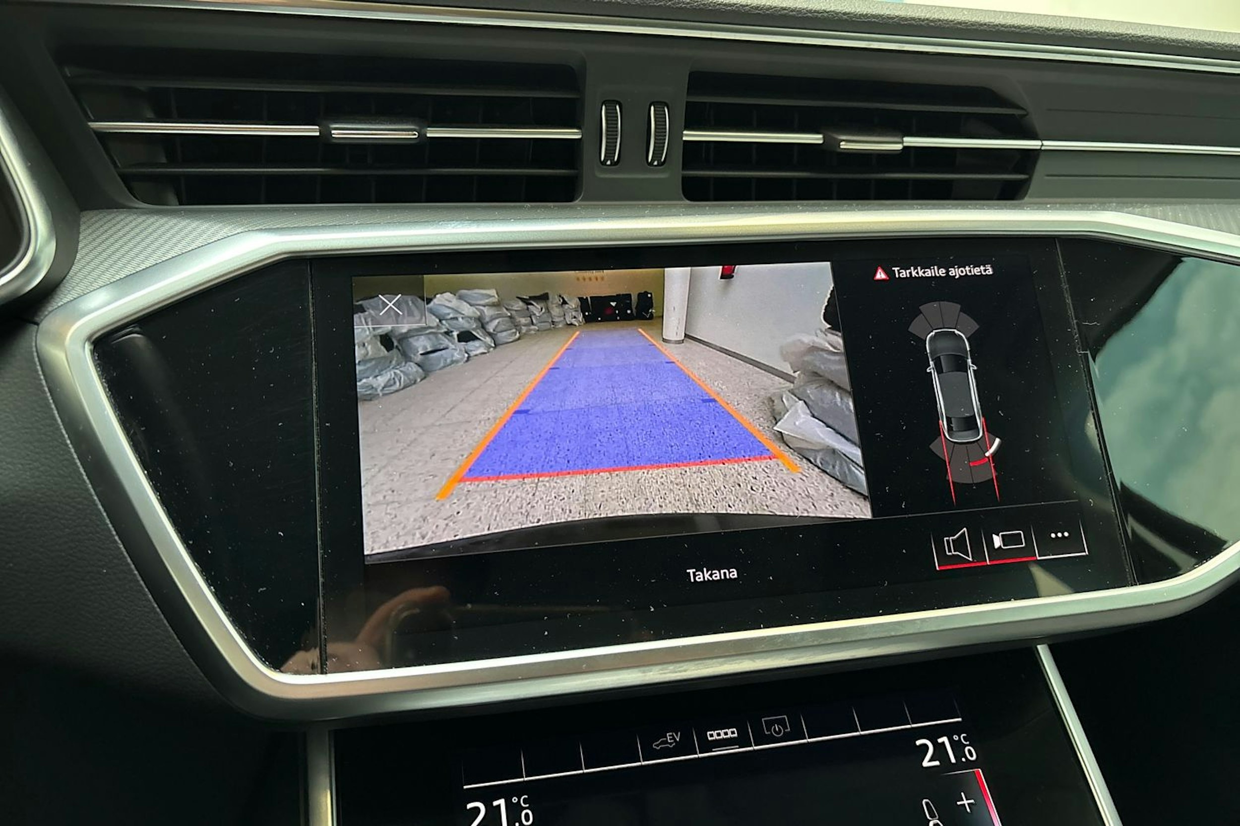 ruskea (beige) Audi A6 2021 kuva 21.