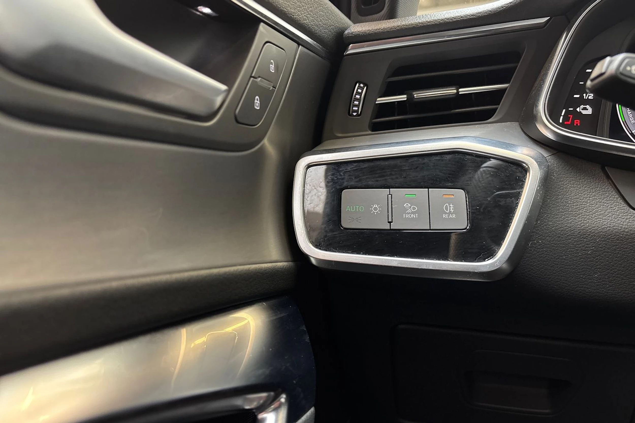 hopea Audi A6 2021 kuva 16.