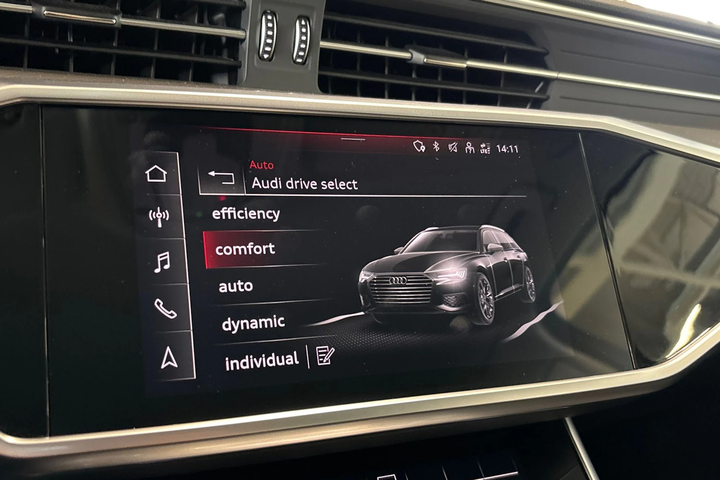 harmaa Audi A6 2021 kuva 27.