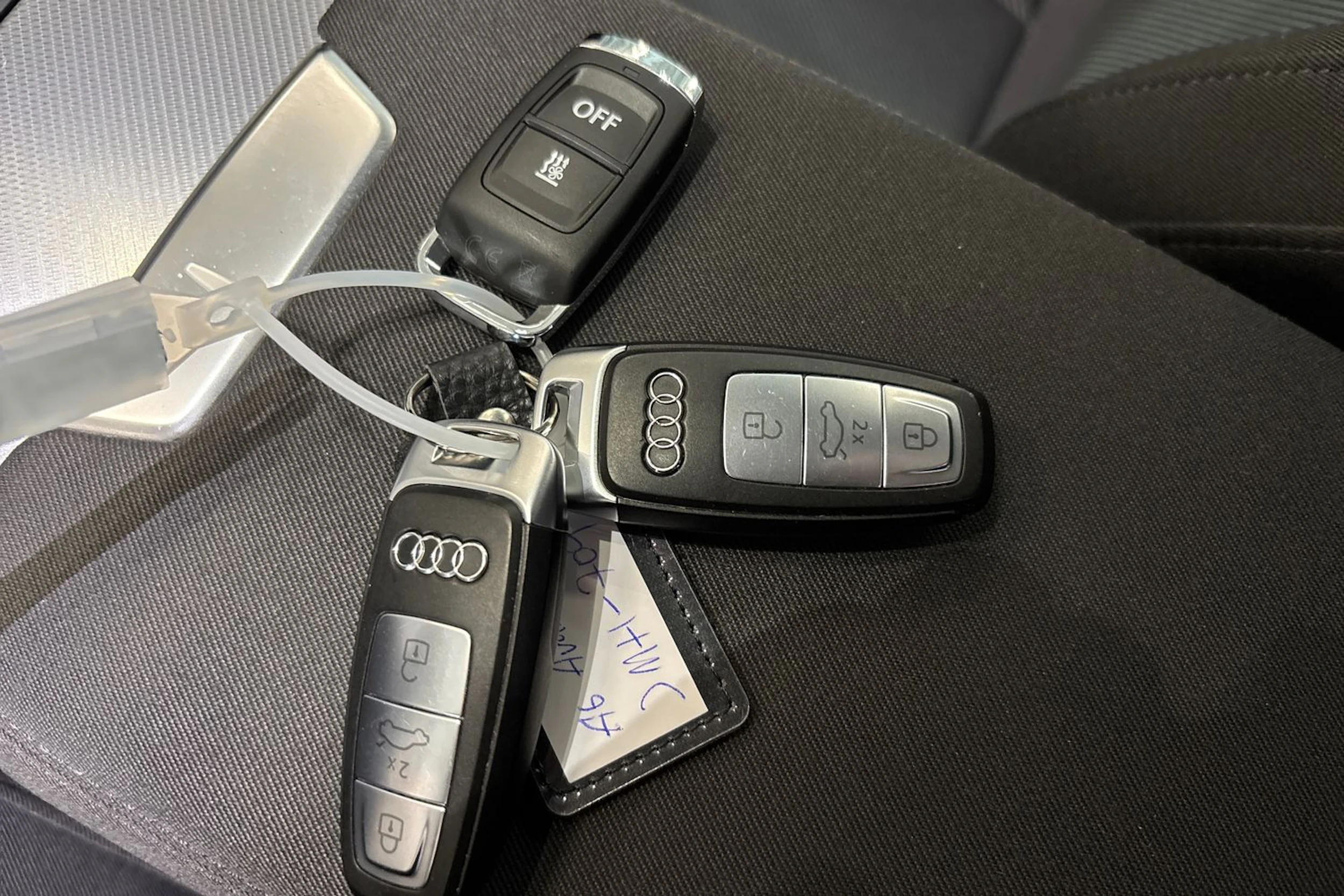 harmaa Audi A6 2021 kuva 33.