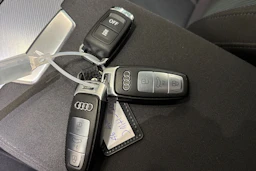 harmaa Audi A6 2021 kuva 33.