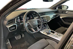 Musta Audi A6 2021 kuva 7.