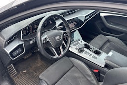 Harmaa Audi A6 2021 kuva 3.