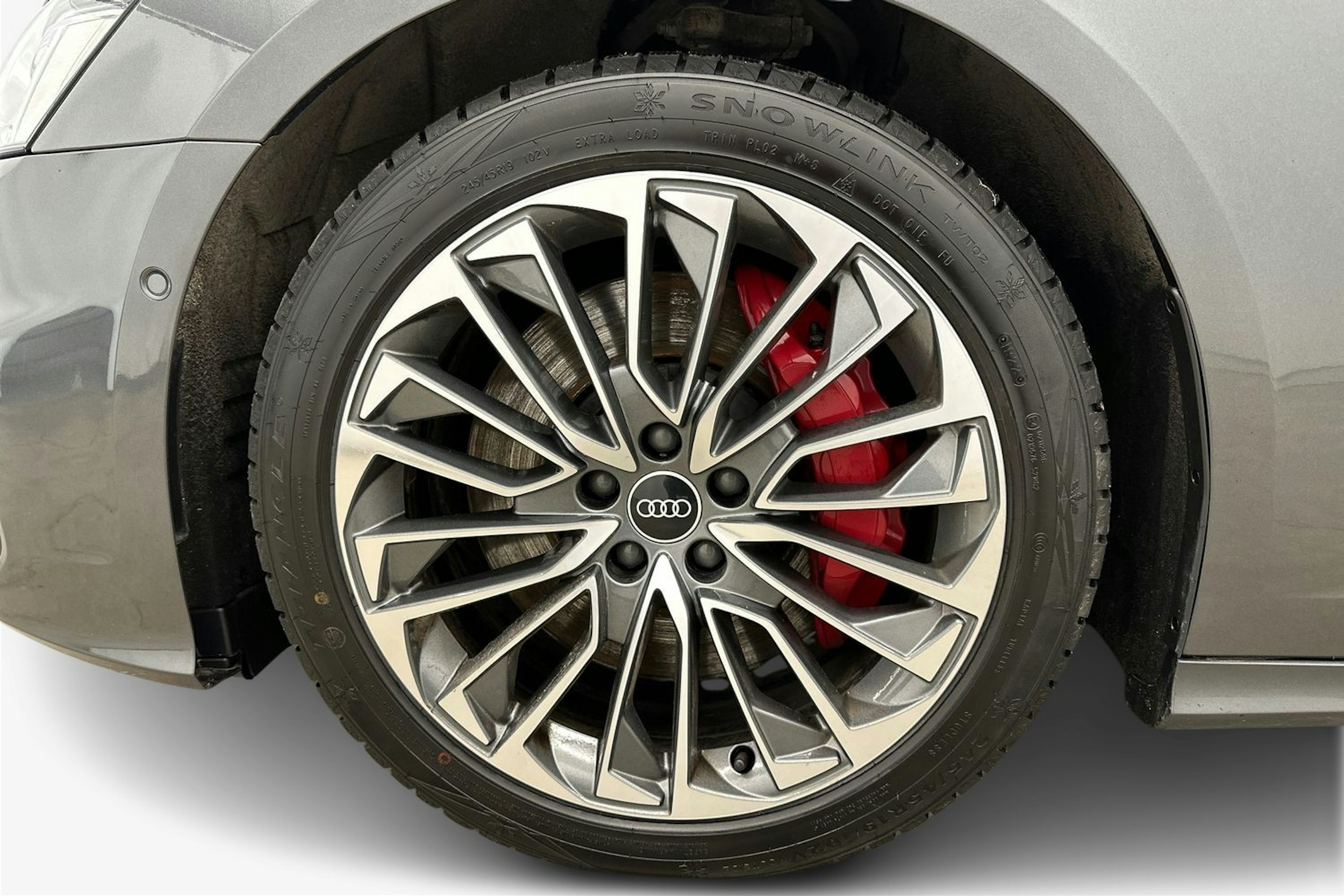 Harmaa Audi A6 2021 kuva 11.