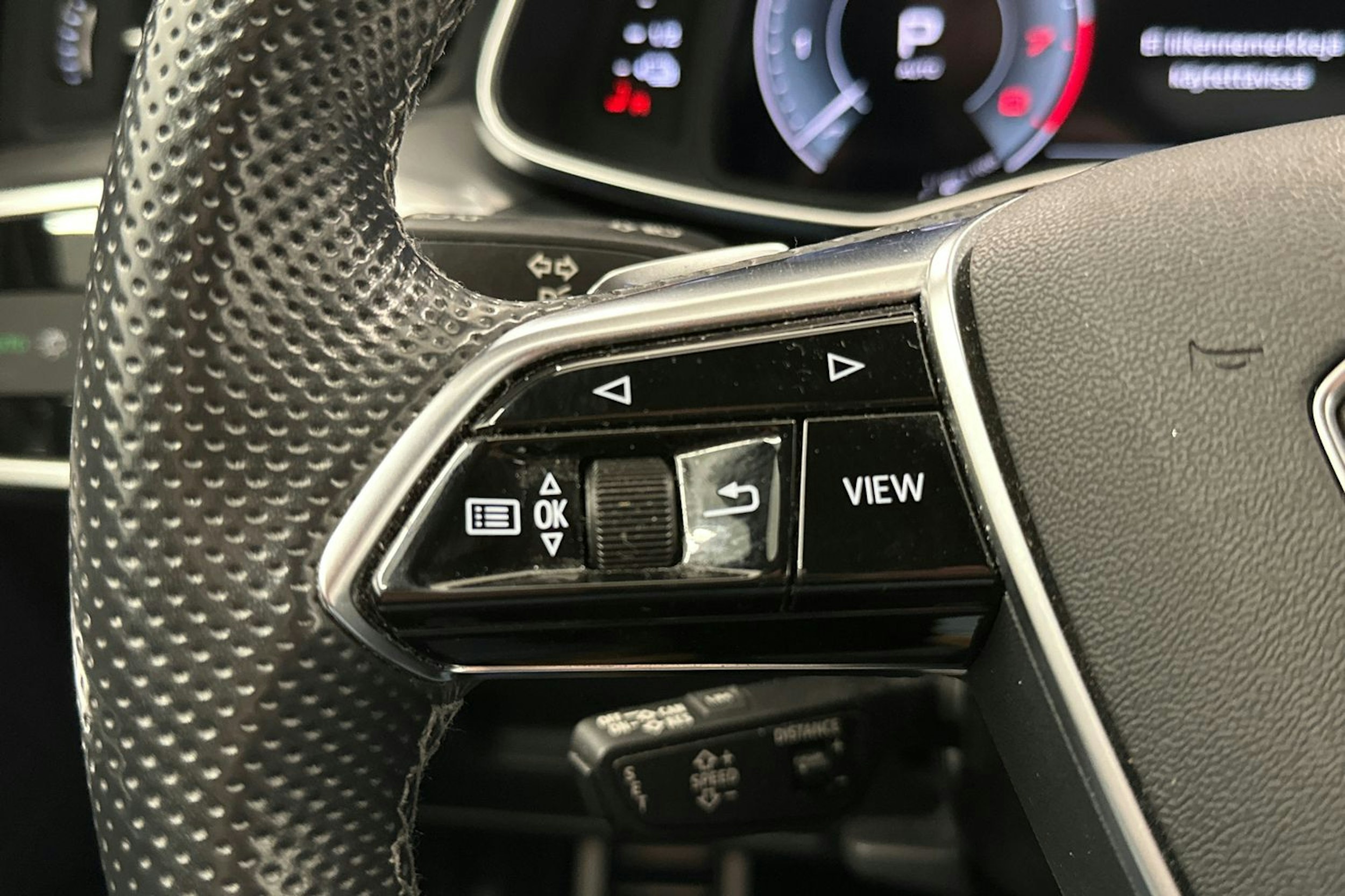 Harmaa Audi A6 2021 kuva 16.