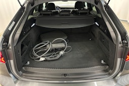 Harmaa Audi A6 2021 kuva 25.