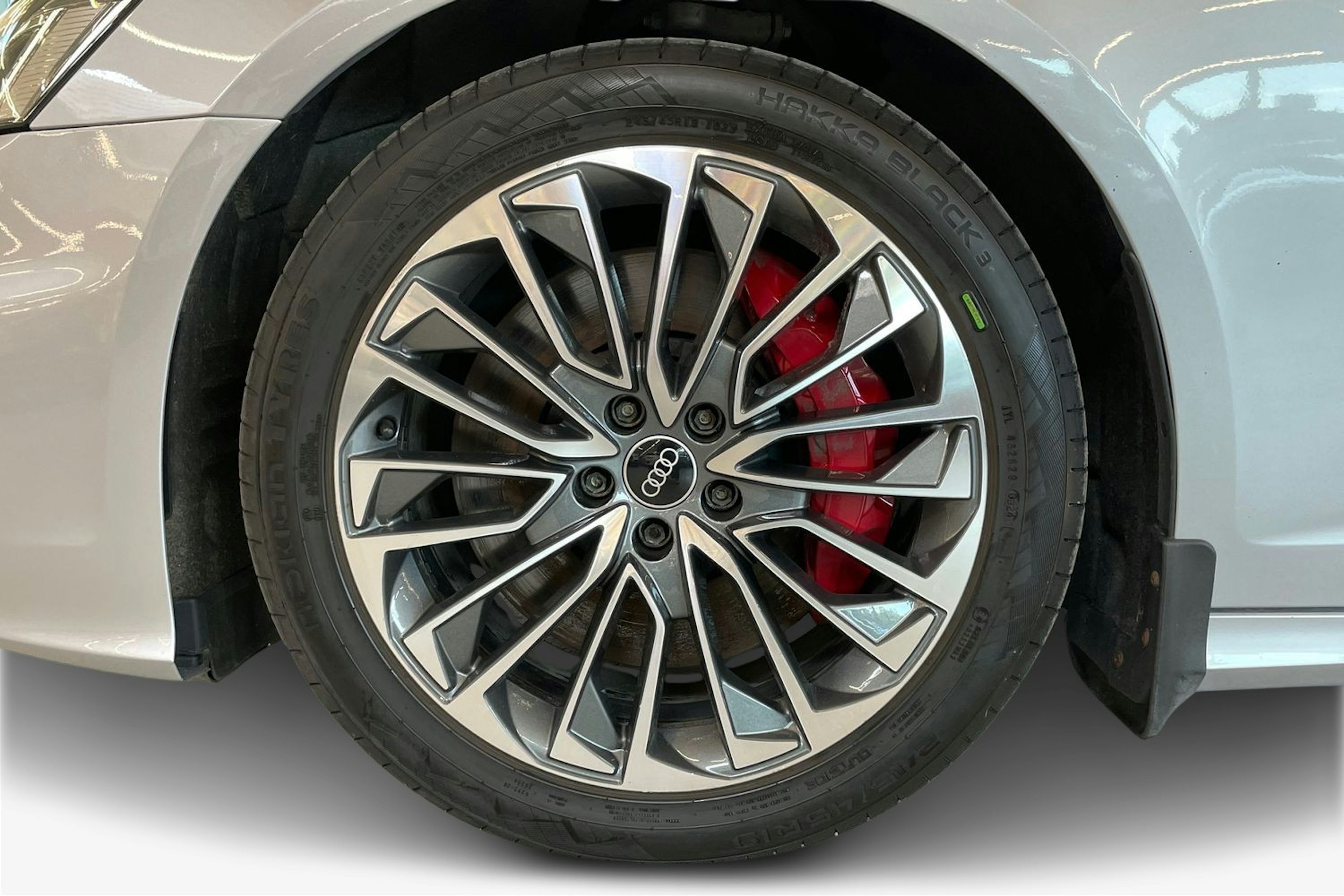 hopea Audi A6 2021 kuva 11.