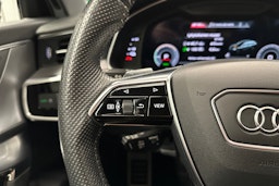 Valkoinen Audi A6 2021 kuva 14.