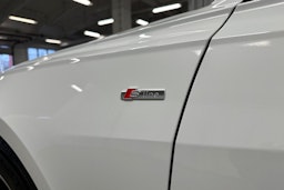 Valkoinen Audi A6 2021 kuva 36.