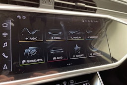 valkoinen Audi A6 2021 kuva 17.