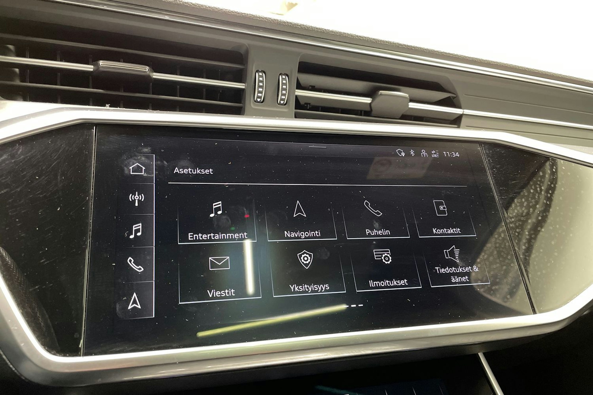 met. harmaa Audi A6 2021 kuva 19.