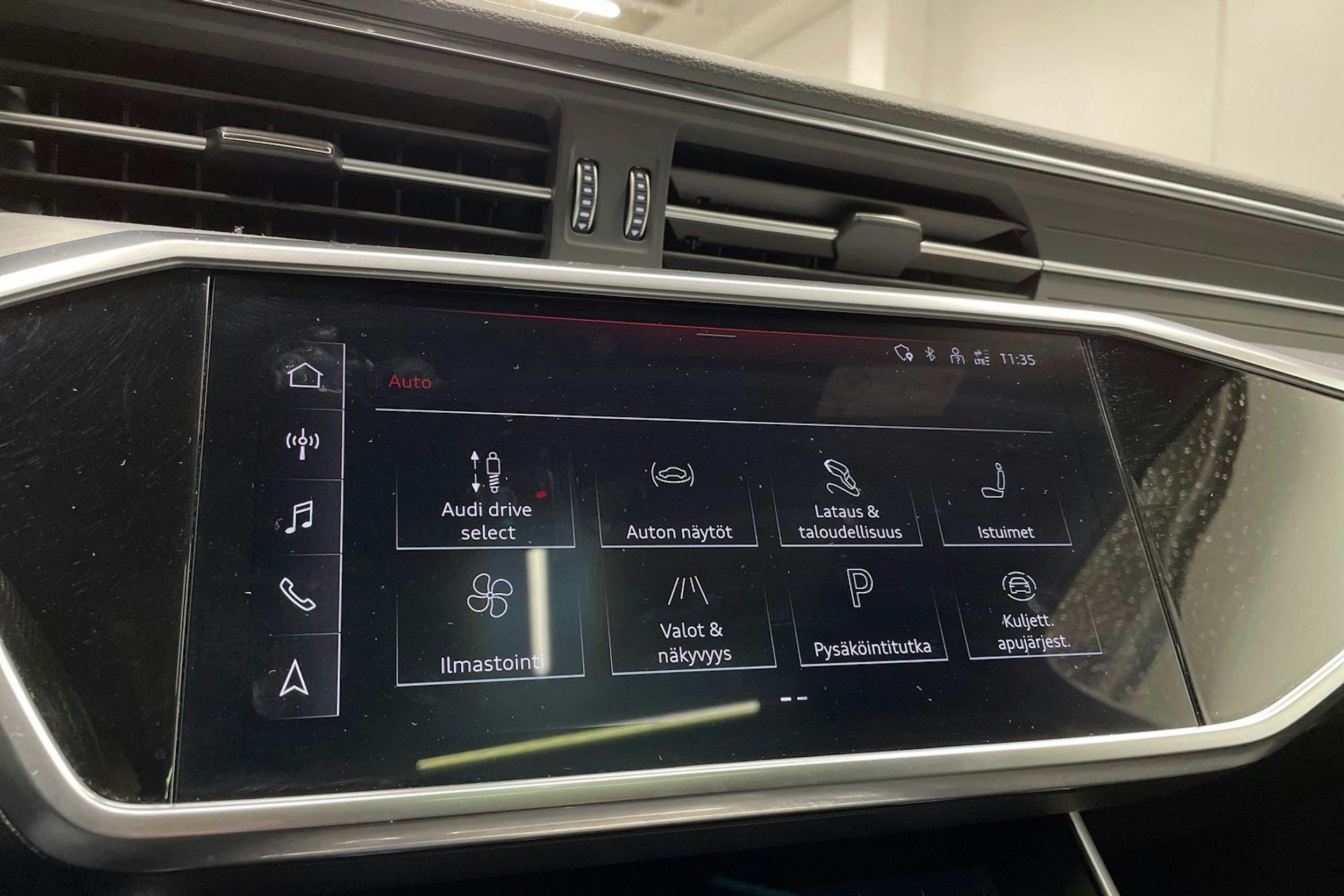 met. harmaa Audi A6 2021 kuva 21.