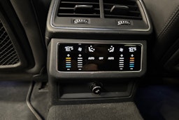 musta Audi A6 2021 kuva 29.