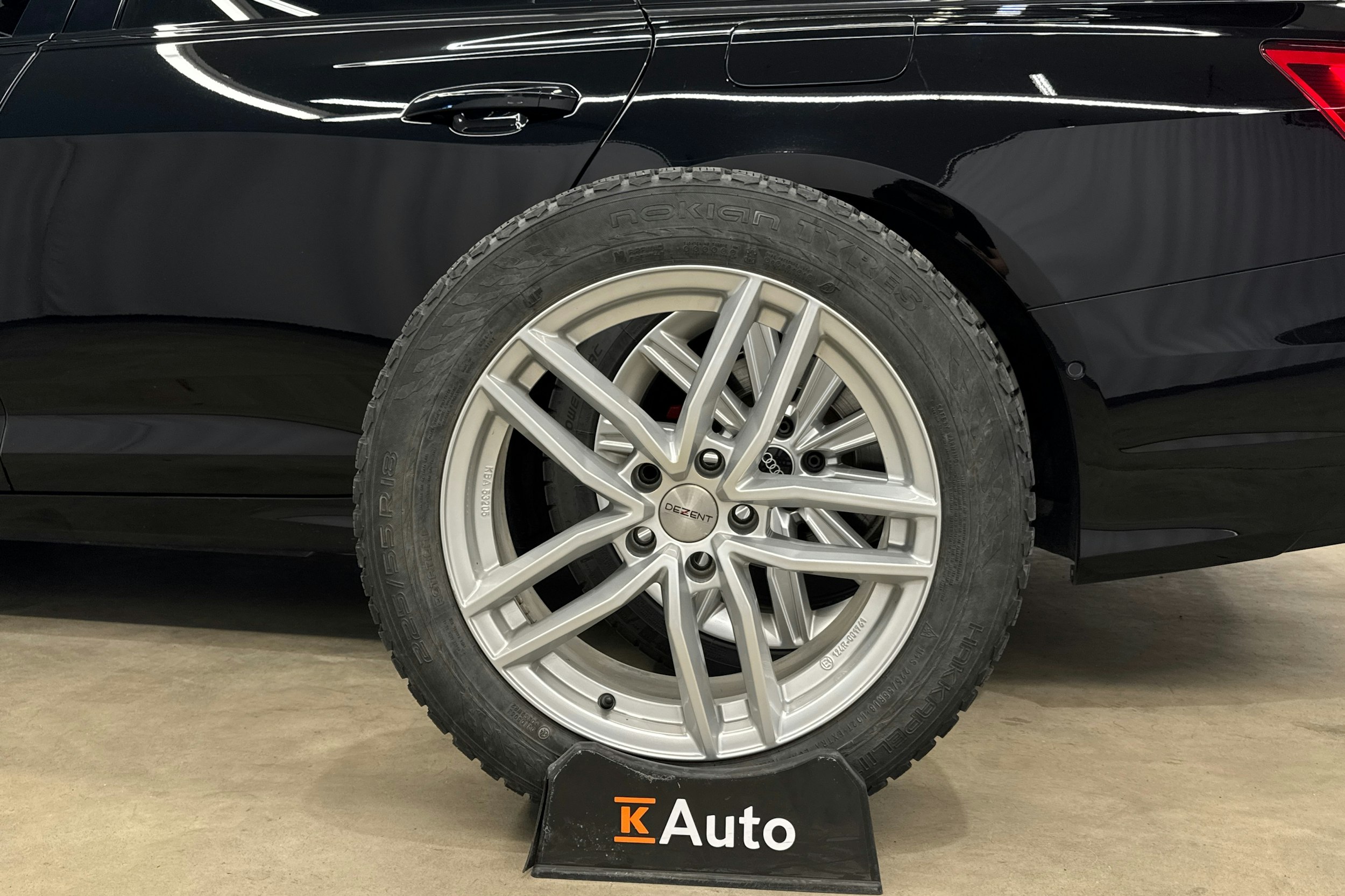 musta Audi A6 2021 kuva 33.