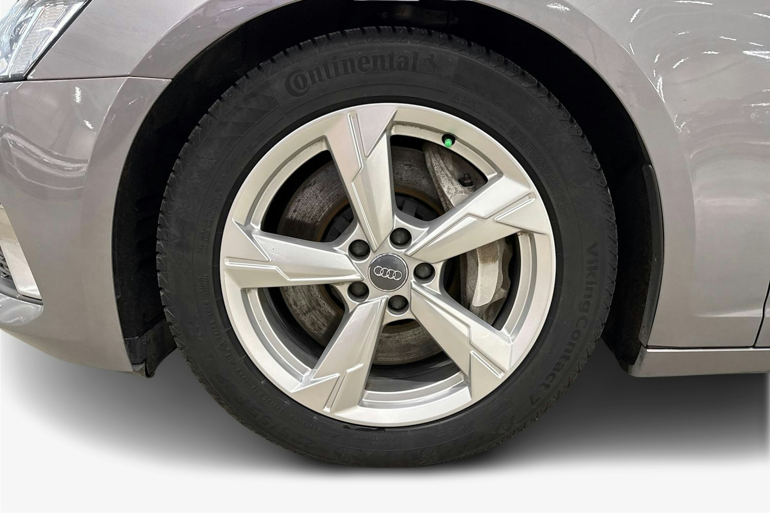 met. harmaa Audi A6 2021 kuva 11.