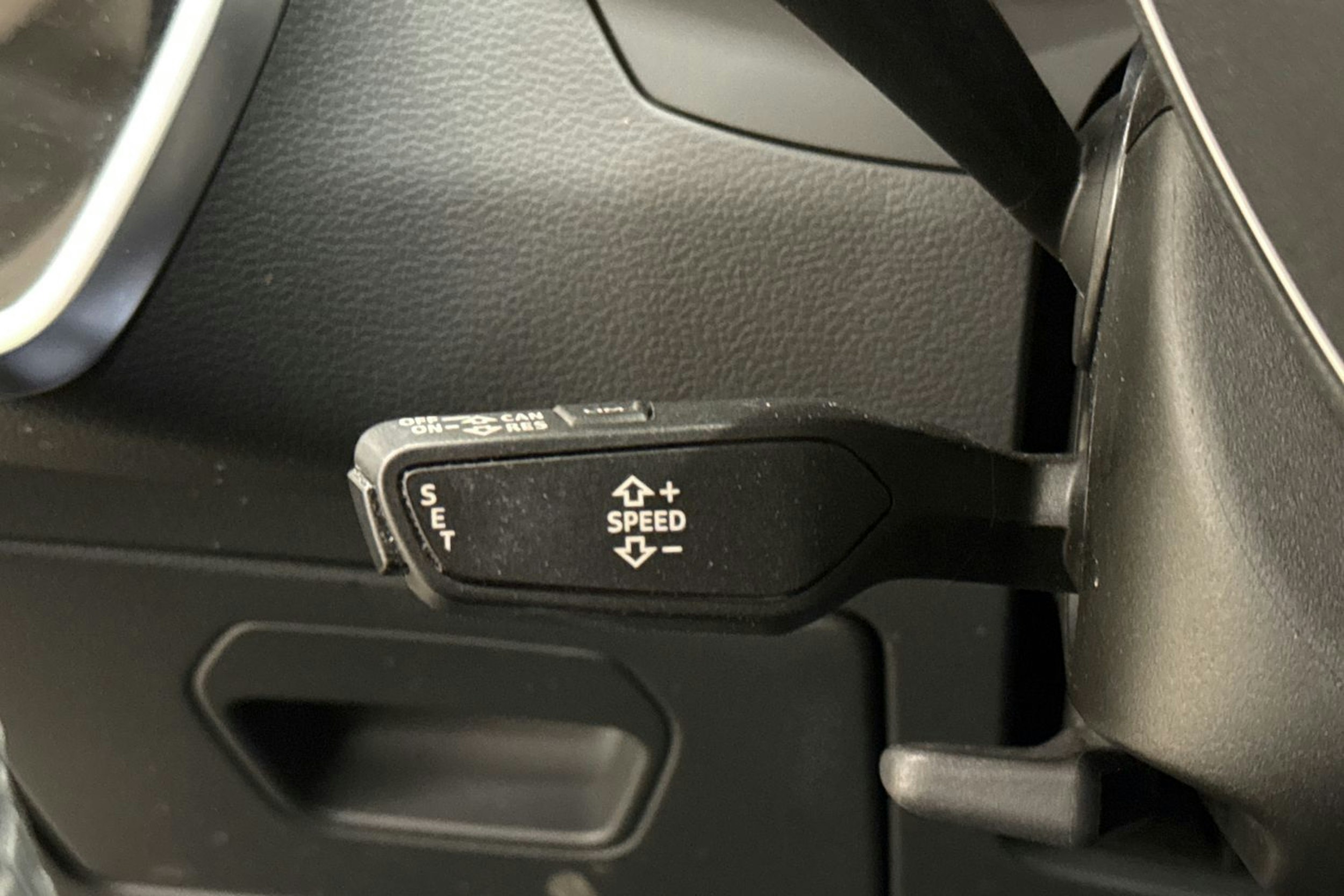 met. harmaa Audi A6 2021 kuva 22.