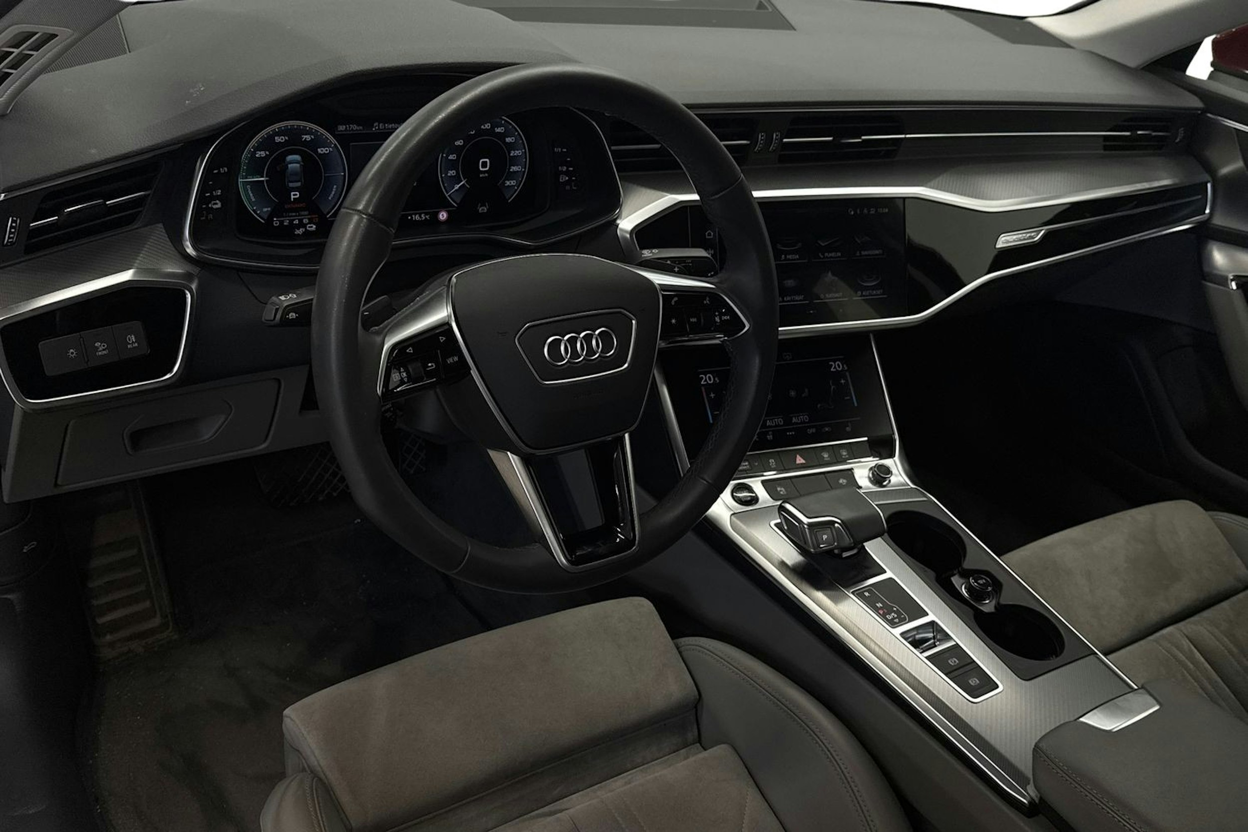 Punainen Audi A6 2021 kuva 7.