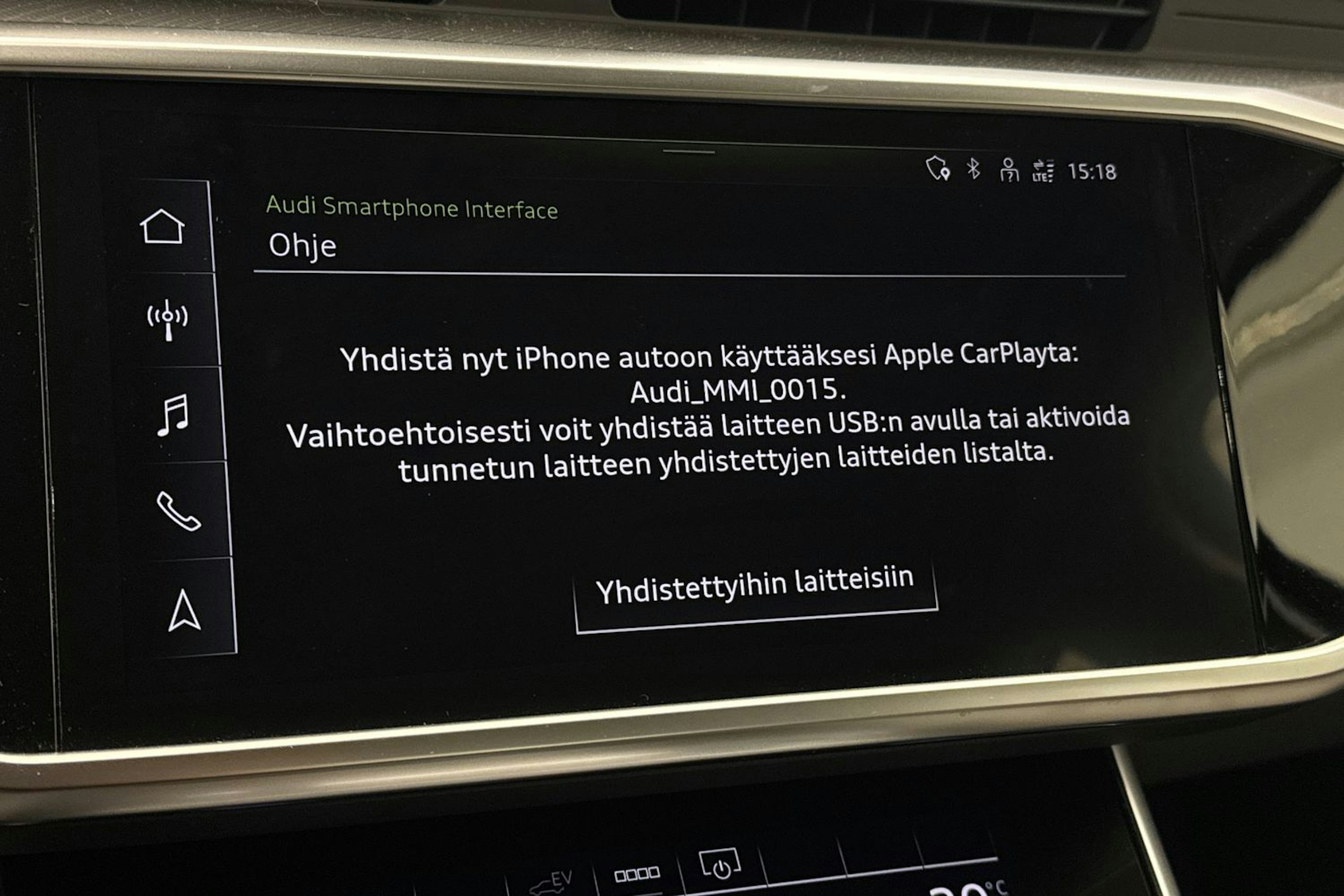 Punainen Audi A6 2021 kuva 25.