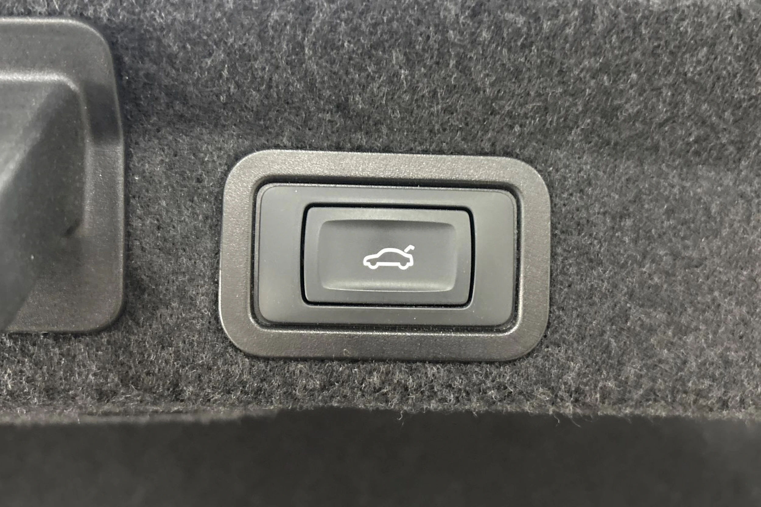 Harmaa Audi A6 2021 kuva 27.