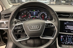 Musta Audi A6 2021 kuva 14.