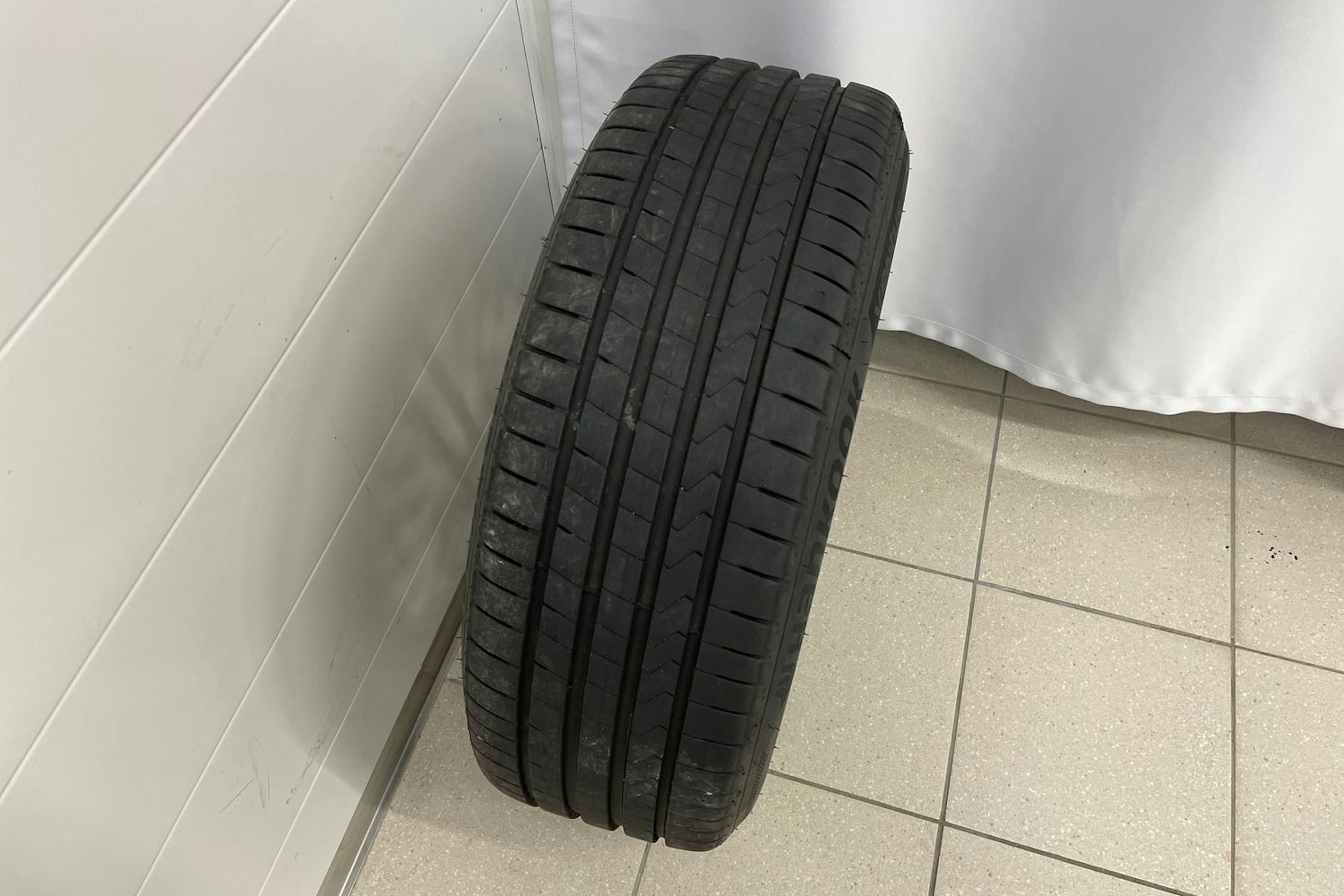 Musta Audi A6 2021 kuva 25.