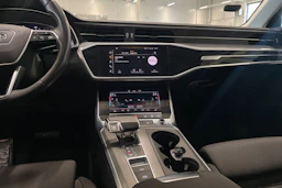 met. sininen Audi A6 2021 kuva 16.
