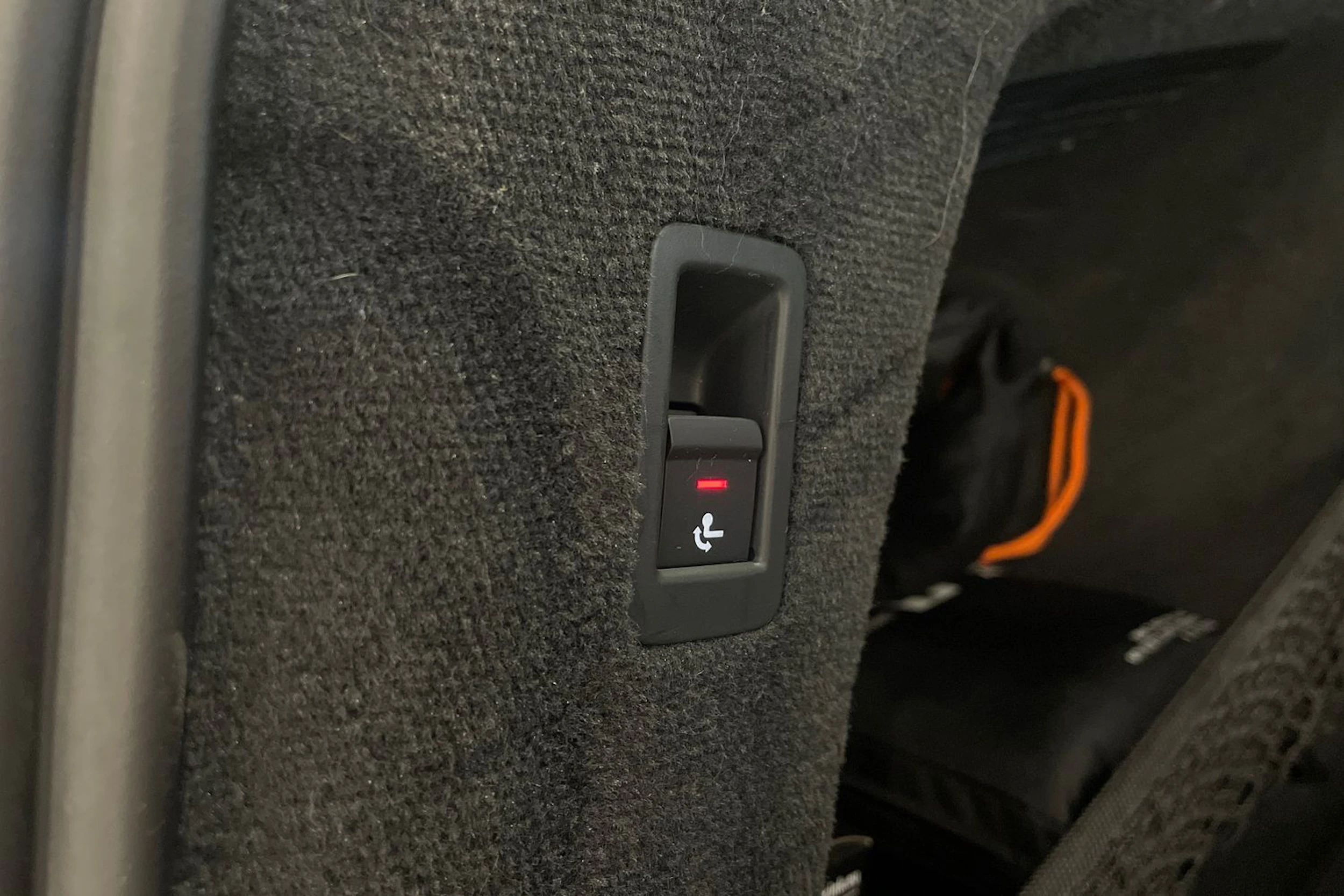 met. sininen Audi A6 2021 kuva 30.