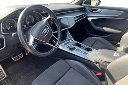 valkoinen Audi A6 2021 kuva 3.