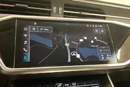 valkoinen Audi A6 2021 kuva 16.