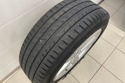 Musta Audi A6 2021 kuva 27.