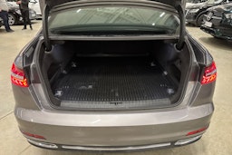 met. harmaa Audi A6 2021 kuva 14.