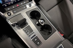 met. harmaa Audi A6 2021 kuva 30.