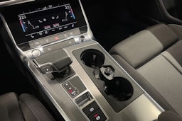 Harmaa Audi A6 2021 kuva 26.