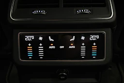 Harmaa Audi A6 2021 kuva 12.