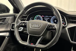 Harmaa Audi A6 2021 kuva 13.