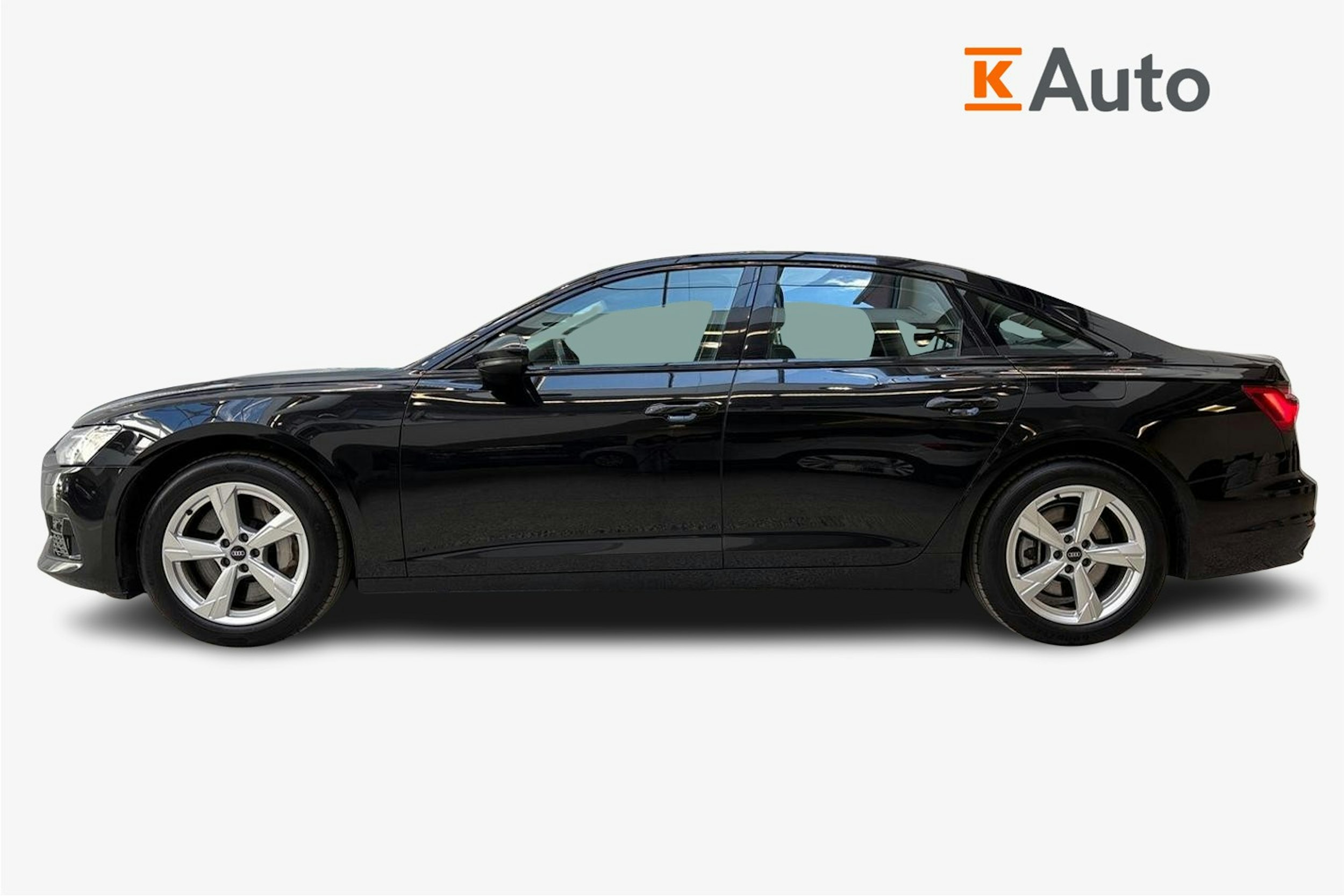 Musta Audi A6 2021 kuva 6.