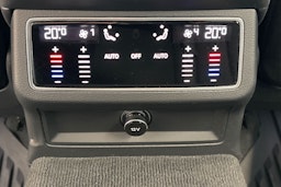 Musta Audi A6 2021 kuva 20.