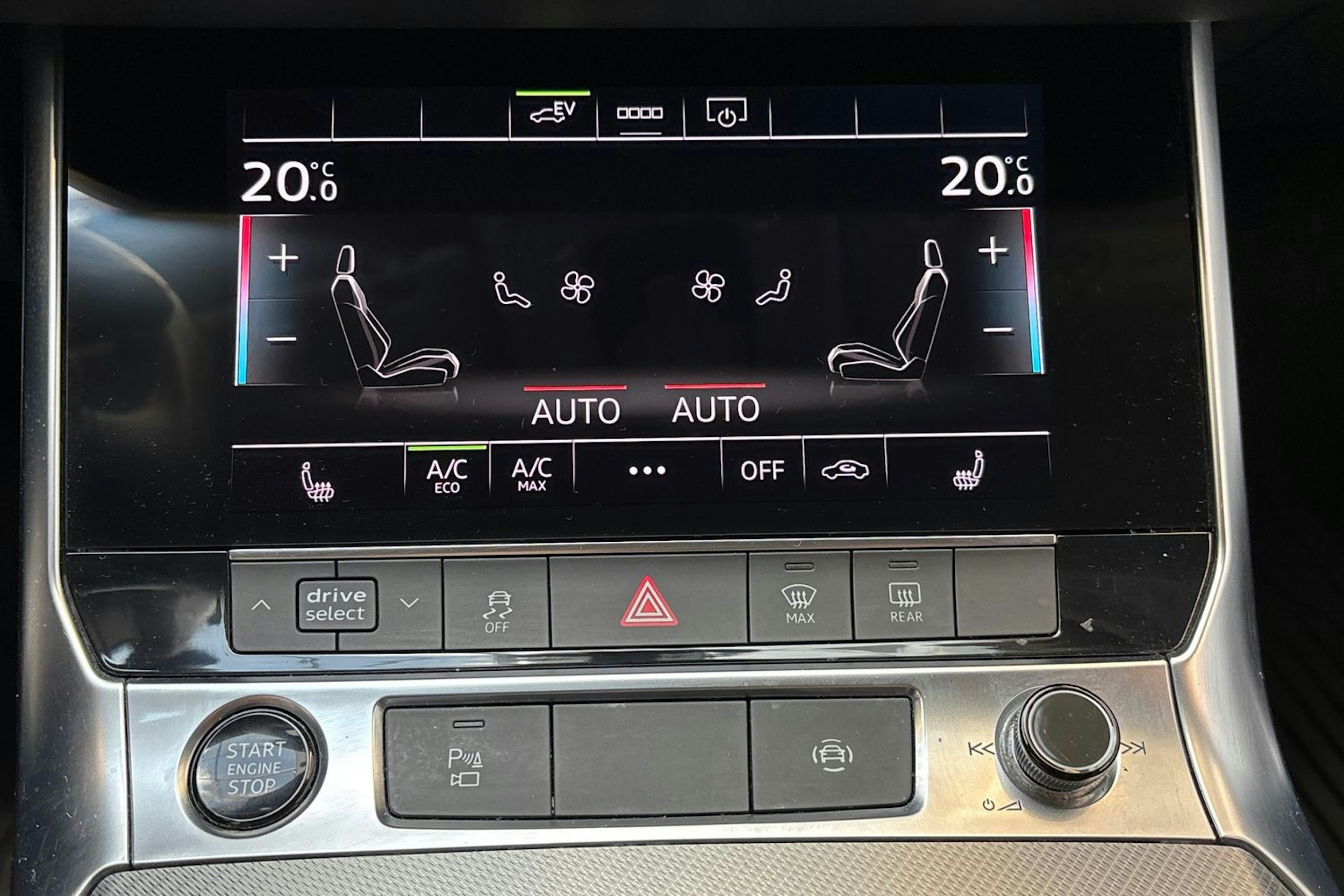 Musta Audi A6 2021 kuva 29.