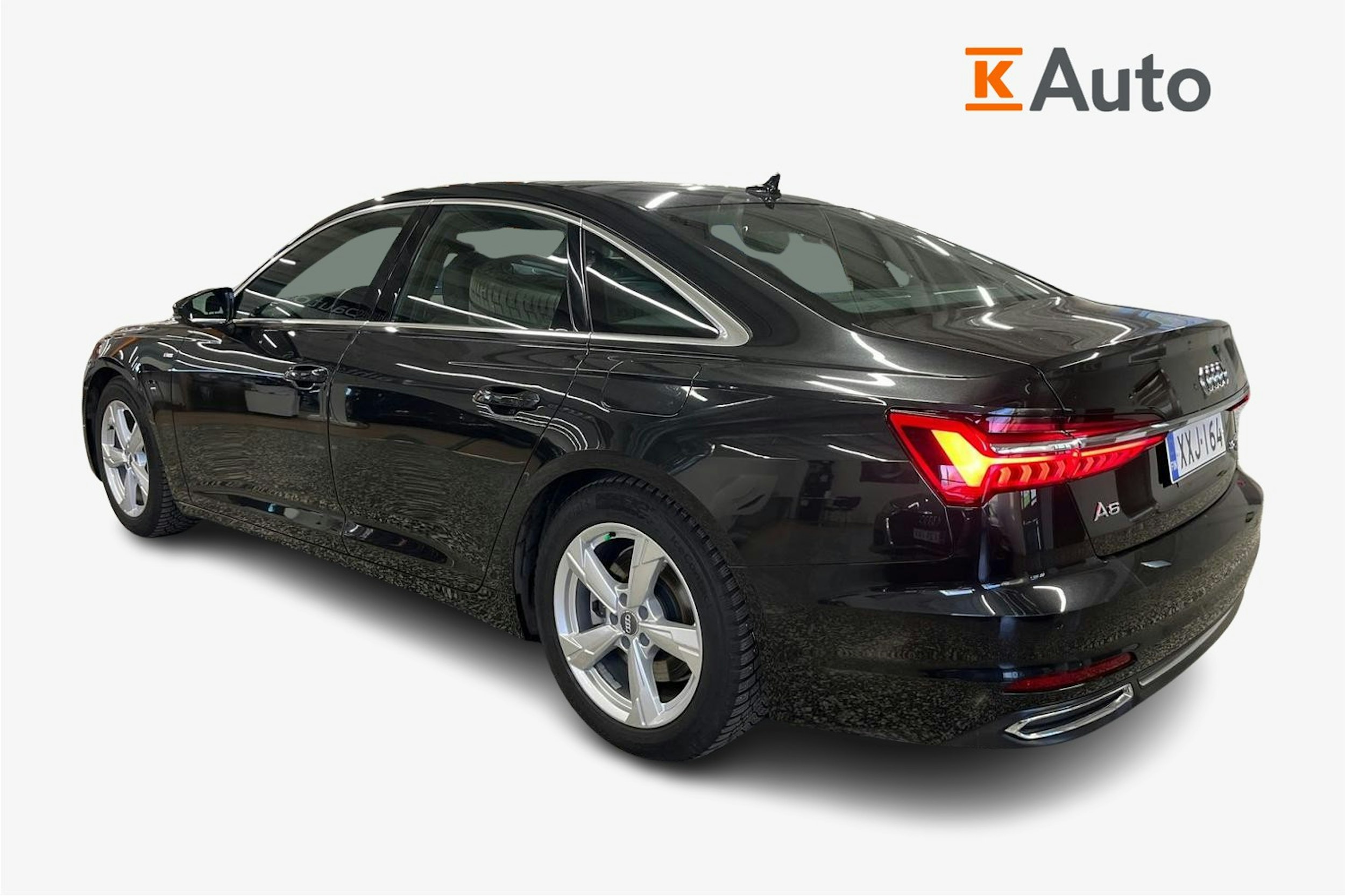 Harmaa Audi A6 2021 kuva 2.